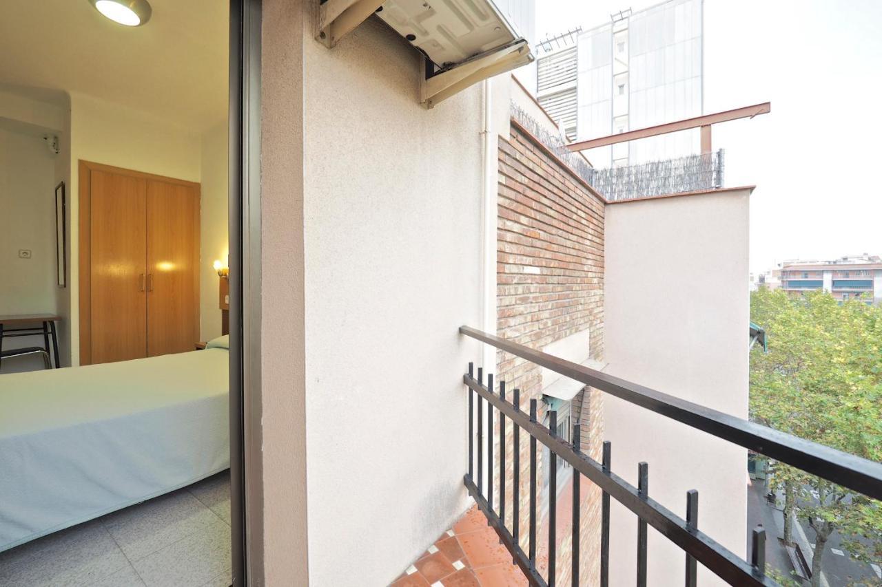 Hostal Ballestero Barcelona Exterior foto