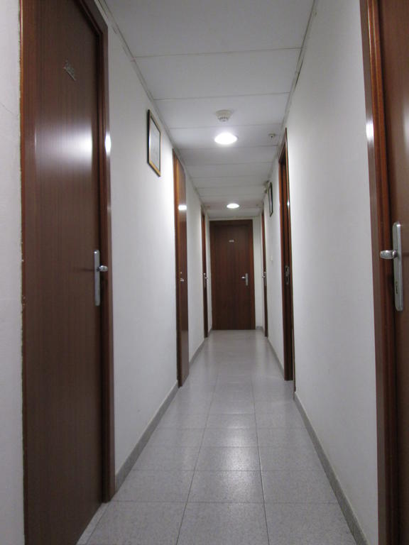 Hostal Ballestero Barcelona Exterior foto