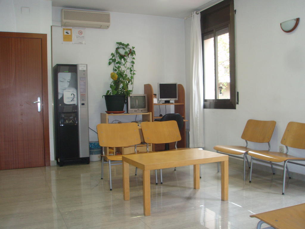 Hostal Ballestero Barcelona Exterior foto